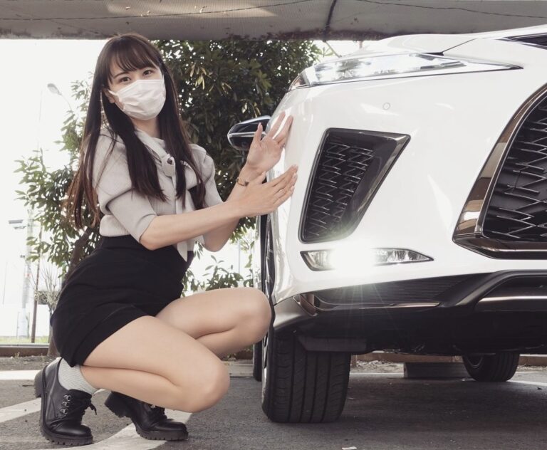 あま猫が金持ちな理由!20代なのに高級車所持でうざいと嫉妬の声